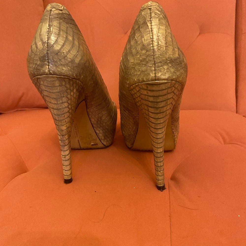 Vince Camuto python platform pump - Picture 3 of 6